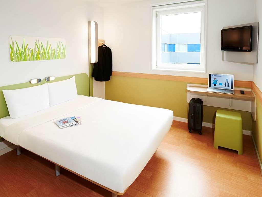 Ibis Budget Avignon Nord Ле-Понте Номер фото